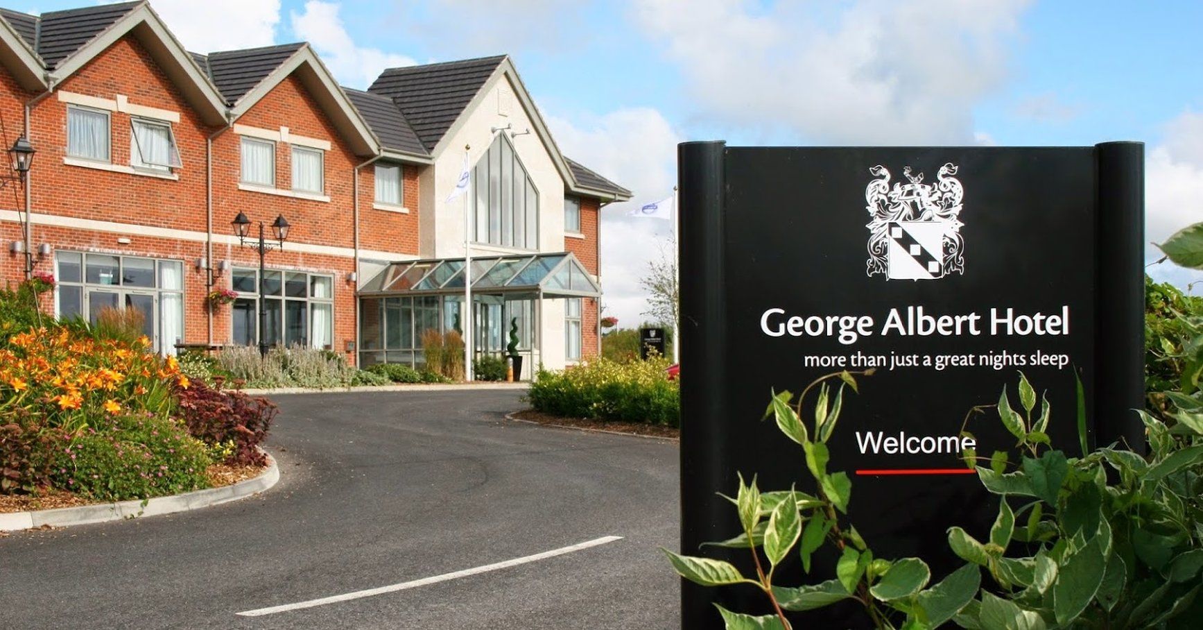 George Albert Hotel & Spa Frome Saint Quinton Exterior foto